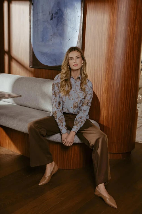 C_Sthelabel-blouse-lot-bruin