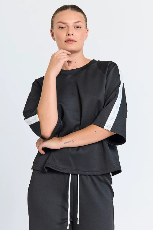 Freequent-trui-black-off-white-malacy