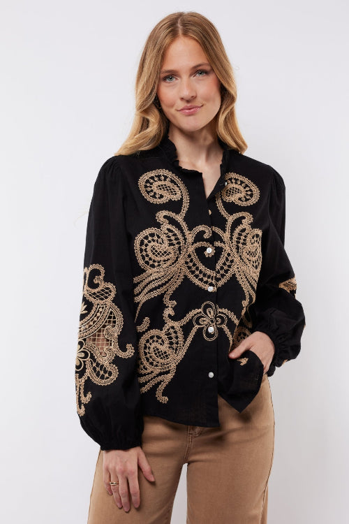 Lisanne-blouse-C_S-zwart-camel