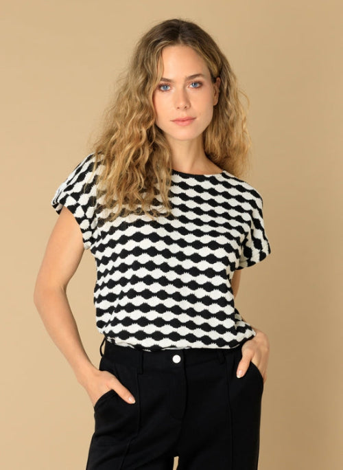 Top-Ivybeau-zwart-wit-damesmode