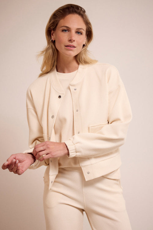 Tramontana-bomber-structured-beige