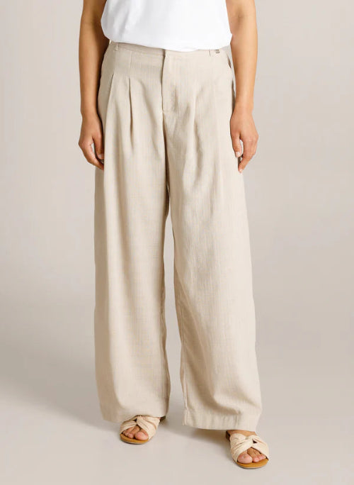 ivy-beau-broek-ceyda-zand